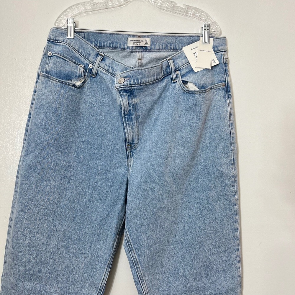 Abercrombie & Fitch 90s Straight Jeans Women 24W L Light Wash Criss Cross Waist - Picture 3 of 7